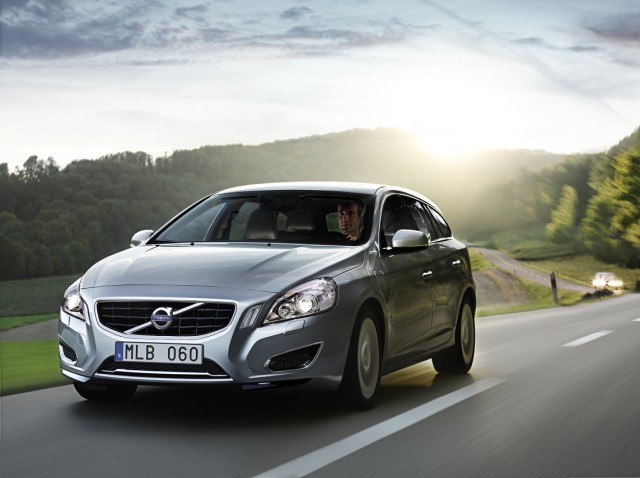 New Volvo V60 2013 (6).jpg